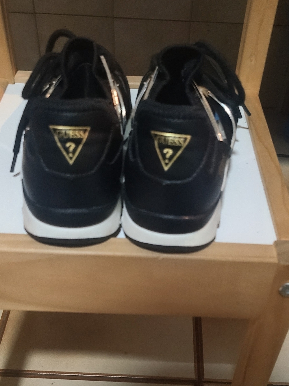 GUESS Womens Black Sneakers with Metalic Logo Accents
